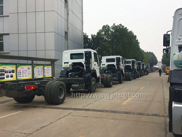 重汽消防車(chē)廠家 微信圖片_20171228093924.jpg